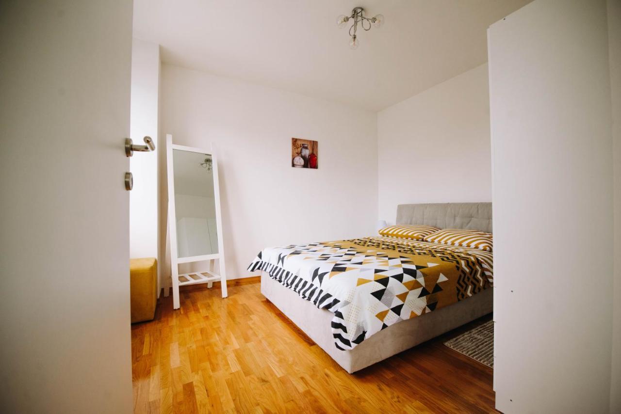 Apartman Oaza Banja Luka Ngoại thất bức ảnh